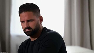 Ever wonder how athletic Rebecca Volpetti scores casual fun with a stranger?