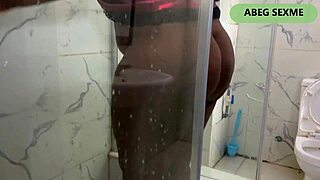 Big Thick Dick Creams Pussy And Bounces Fat Ass!