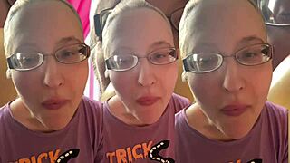 ASMR bubble gum pops make my kinky glasses fetish explode in your headphones!