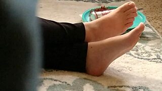 aren't these cute feet just perfect?