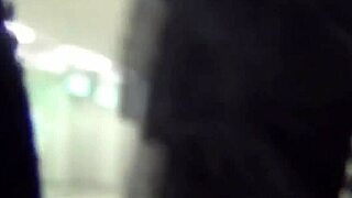 Hidden Cam Boldly Captures Asians Peeing Public HD