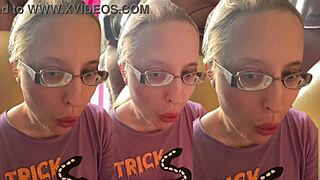 ASMR bubble gum pops make my kinky glasses fetish explode in your headphones!