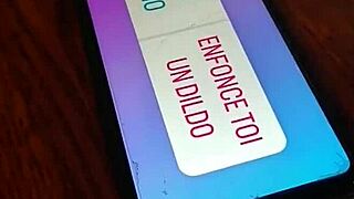 Oh fuck, i'm godin' myself so hard in this london pub... gonna cum!