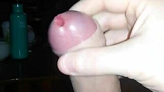 hey wanna jerk off watching this hot tranny cumshot?