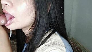 😍 skilled mouth on perfect body homemade babe with stunning tits begs for fuck