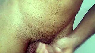 Pretty Novinho Jerks to Thick Milk Cumshot