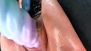 Fat Pussy Stretched Gaping Squirting Splash