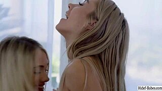 i love licking my friend's juicy pussy while she moans loud