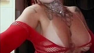 sexy redhead with big tits and tan lines teases fitness fans in my city