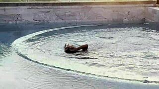 monika fox, wanna suck rim and shower in pool at sunset?