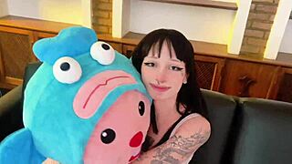 grateful babe rides cock begging for more free qrozne scene