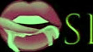 Elvie Stretches Ebony Pussy Wide In Slutty Outdoor Phone Vid