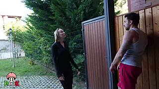 Caught yoga slut rides cock in risky garden quickie