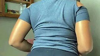 Latina Teen Culona Stretches Tight Leggings