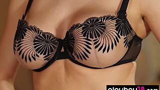 Darcie Dolce Exposes Huge Natural Boobs!