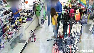 female officer sneaks pussy feed to suspect