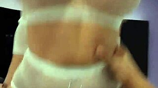 Hot babe meets dance floor stranger ditches condom for dirty creampie