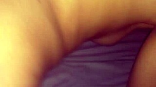 Ruby spreads wide as amateur whore for deep anal assfucking