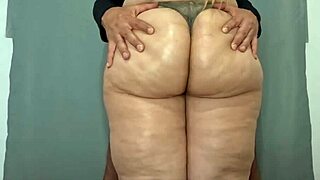 Working that huge curvy ass doggystyle in homemade rough sex