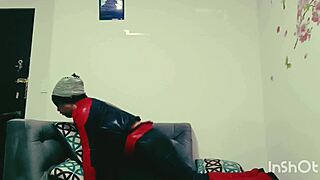 Andrew Garfield's Amazing Spiderman Donates Hot Sperm in Public Thrill?