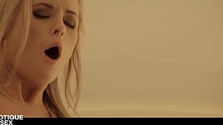 vinna reed czech babe craves juicy cowgirl riding orgasm