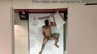 I cum hard deep in brunette's big pussy till soft