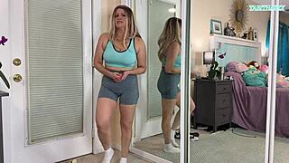 Curvy Milf Tabithaxxx Strips Out of Tight Gym Leggings in Bedroom Tease Haul