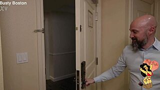 busty boston hotwife meets vegas bull 🔥💦