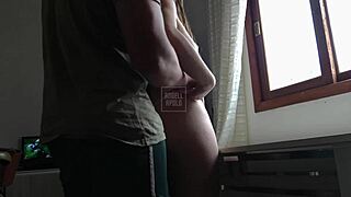 Check out this big ass blonde putting her juicy pussy on the table!