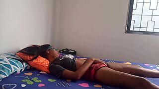 exploring my saggy natural tits feels so thrilling in colombia