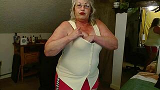 Dawnskye1962 Update 58 1261 Jay's Pretty Sex Ed Tutor Exposes Tits Pussy Retro Solo