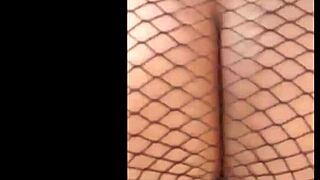 amateur ebony cheerleader fingers shaved juicy pussy on hidden outdoor cam