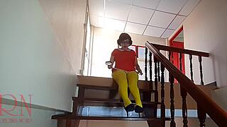 velma strips in stockings searching nude for scooby clues