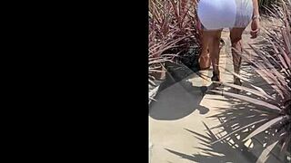 italian milf zia lilly struts heels outdoors