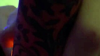 laina marie shoves dildo deep till squirting explosion