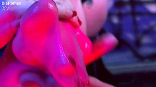 hotties dive into messy footsie foot fetish play