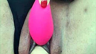 i'm teasing my boyfriend with my toy while he drives and i cum everywhere