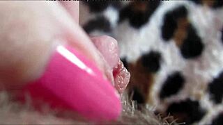 omg look at my huge clit head pulsating extreme close up orgasm