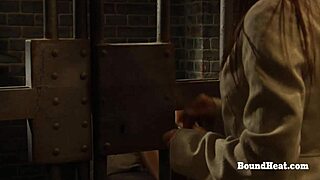 i finger myself deep with your panties mistress