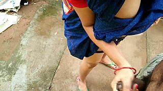 Watching sexy milf pee before quick outdoor tit cum