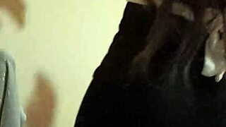 Venezolana menudita dances before wild sex casting