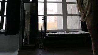 elza kom's hot curves beg for ass worship in lingerie 🔥🍑