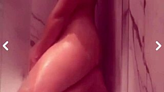 Safada Ninfeta Shaves Smooth Pussy in Steamy Bath Tease