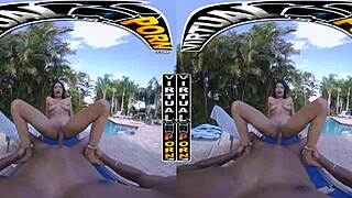 hey petite babe wanna cum in my garden with this monster bbc?