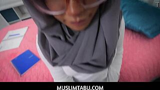 Big Dick Stud Pounds Middle Eastern Pussy Face Blasts Cum