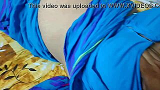 Desi wife shakes round sexy ass in homemade cheating bang