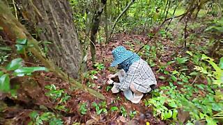 i'm walking through the thai forest picking mushrooms chatting casually then flashing secretly deep in the woods