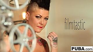 i can't stop fingering my wet pussy on this couch like jezebelle bond