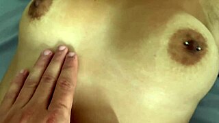 por favor não goze dentro eu vou engravidar skinny tanned wife begs during creampie risk