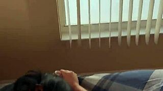 Wife greets neighbor during hard fuck